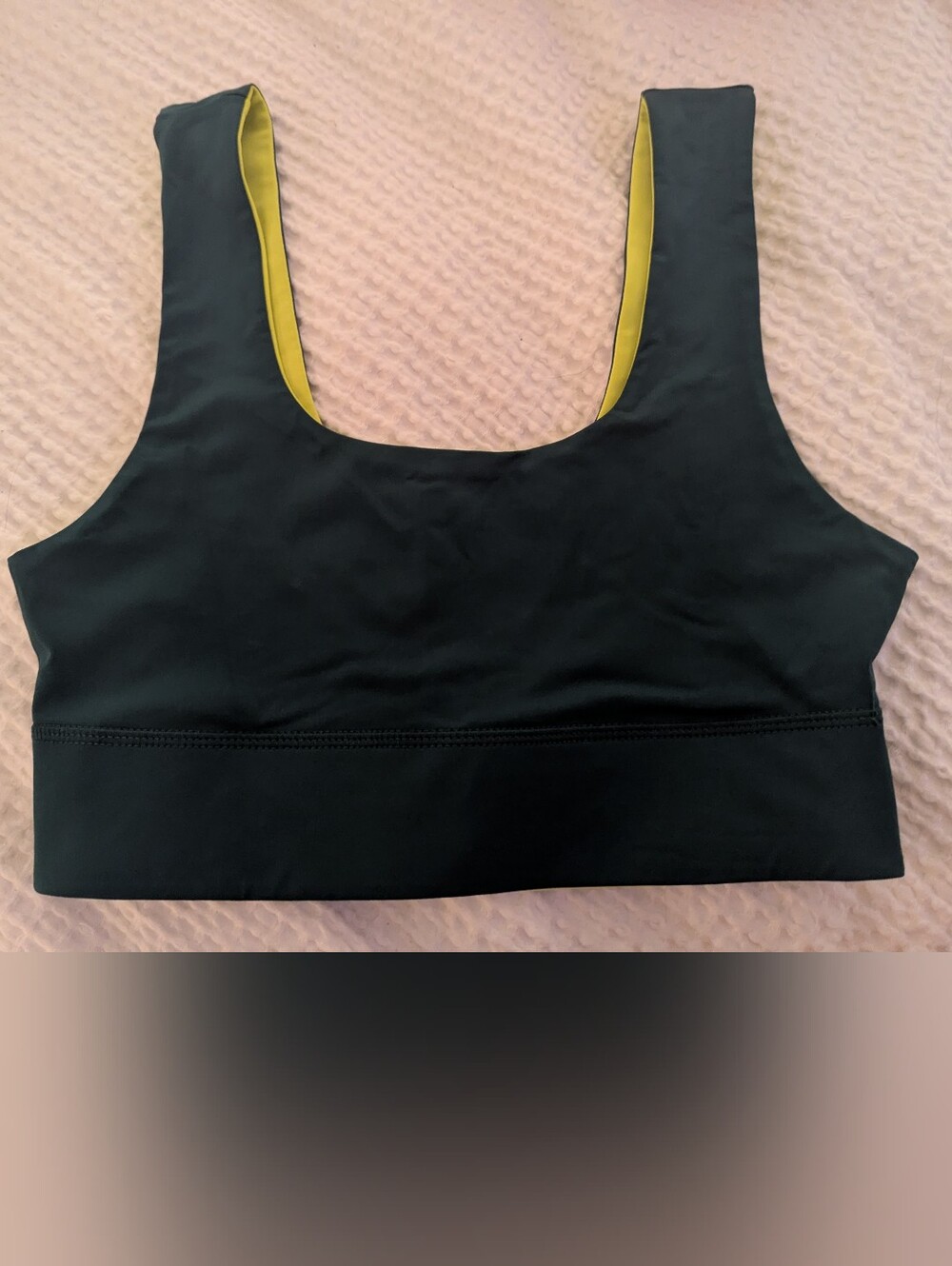 Fabletics Reversible Sports Bra - Green And Neon Yellow/Green
